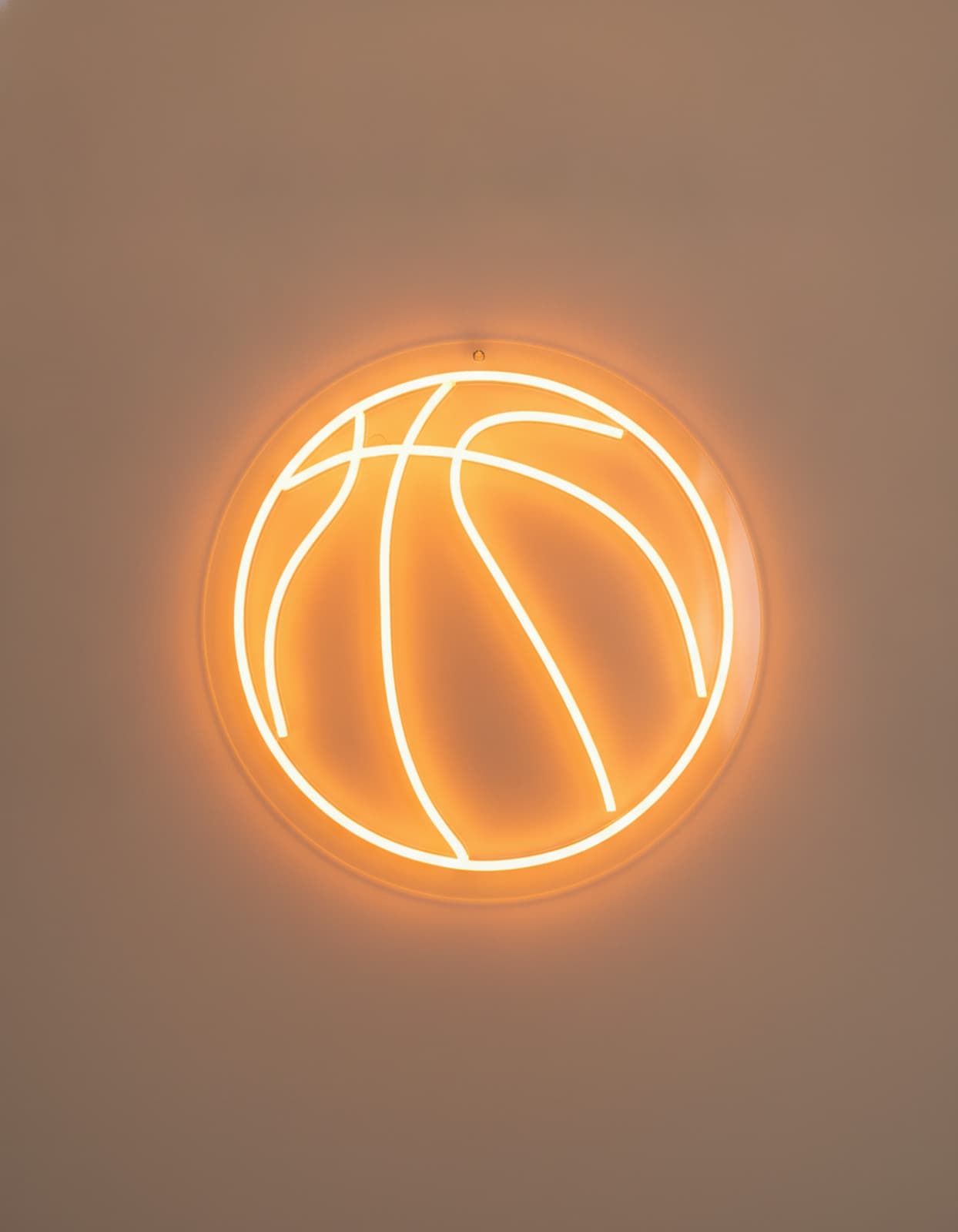 Studyo Yora Basketbol Topu Figürlü LED Neon Duvar Tablosu